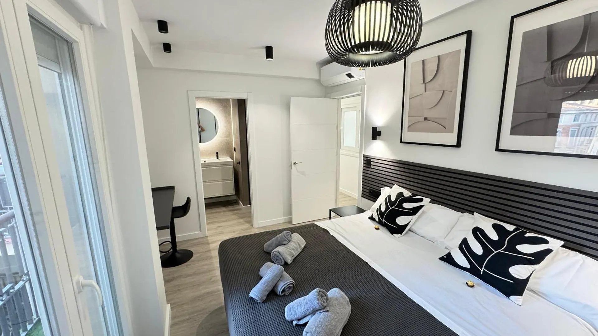 Las Flores Luxury Apartment Malaga 0*,  Spain
