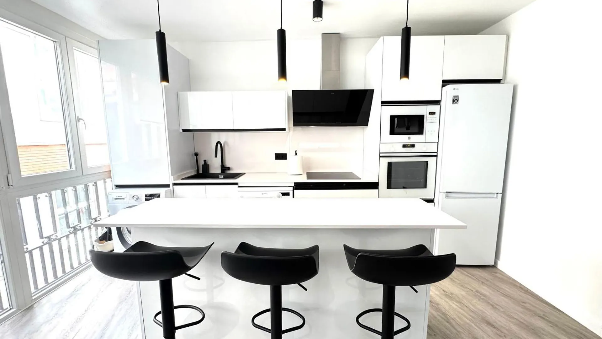 Las Flores Luxury Apartment Malaga