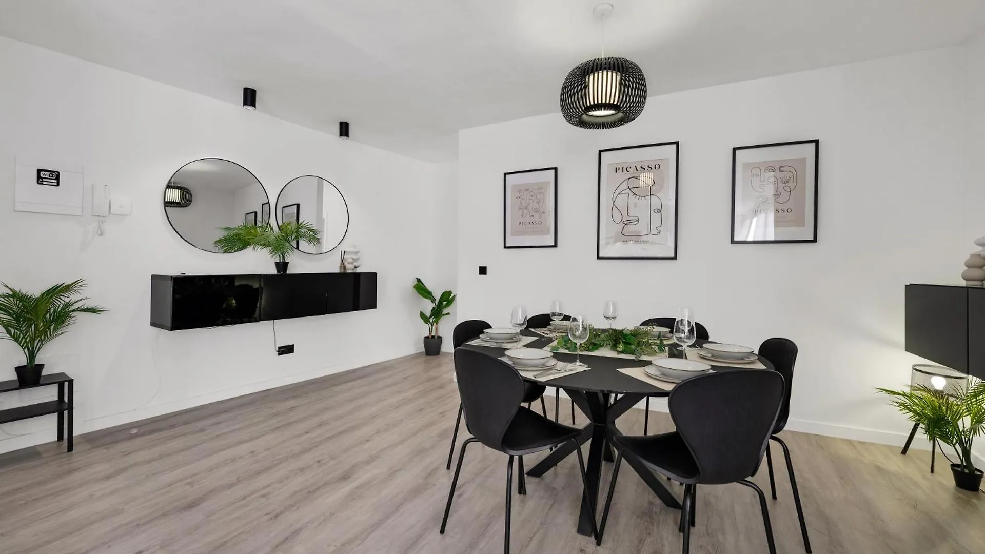 Las Flores Luxury Apartment Malaga