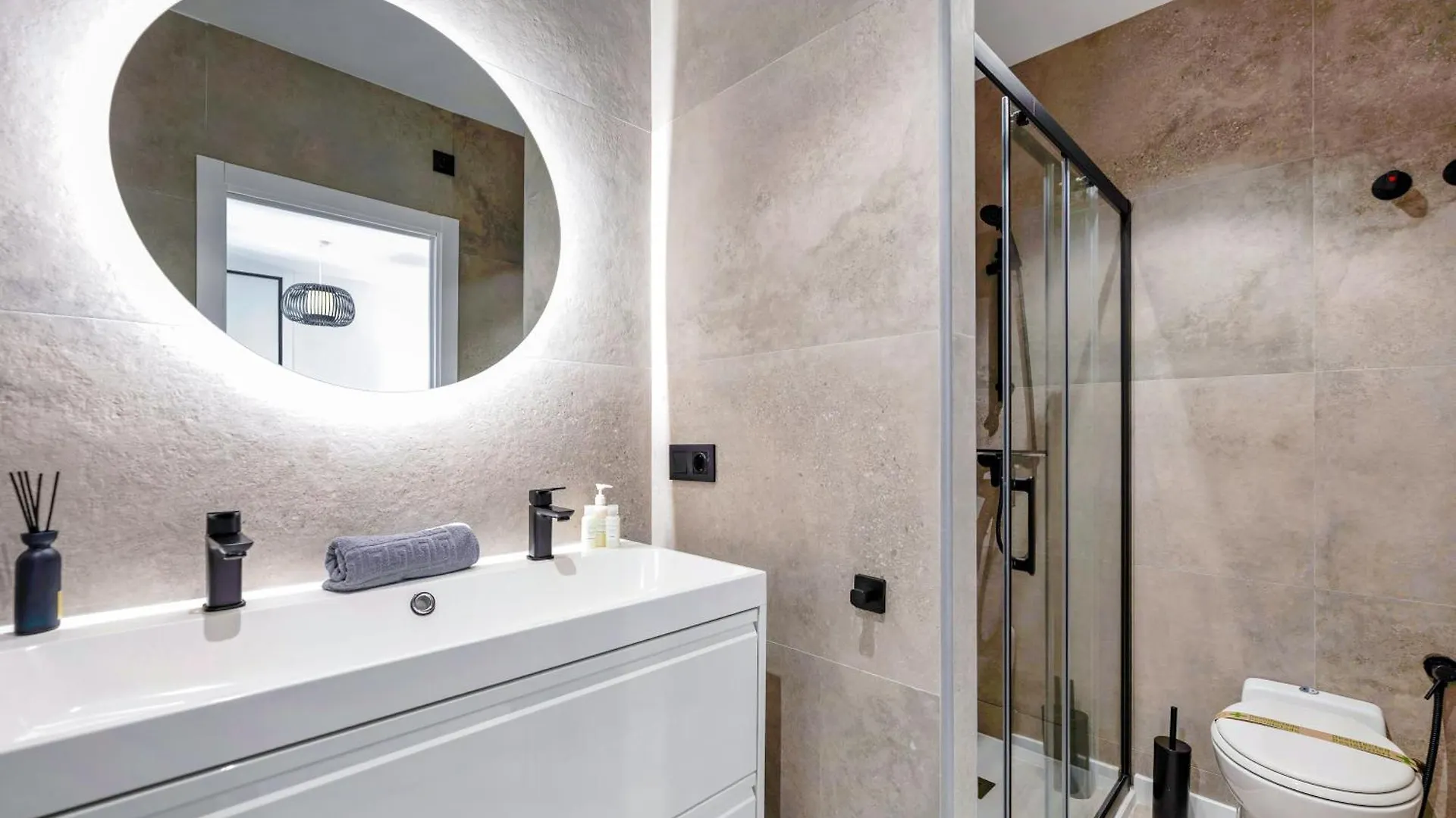Las Flores Luxury Apartment Malaga Spain