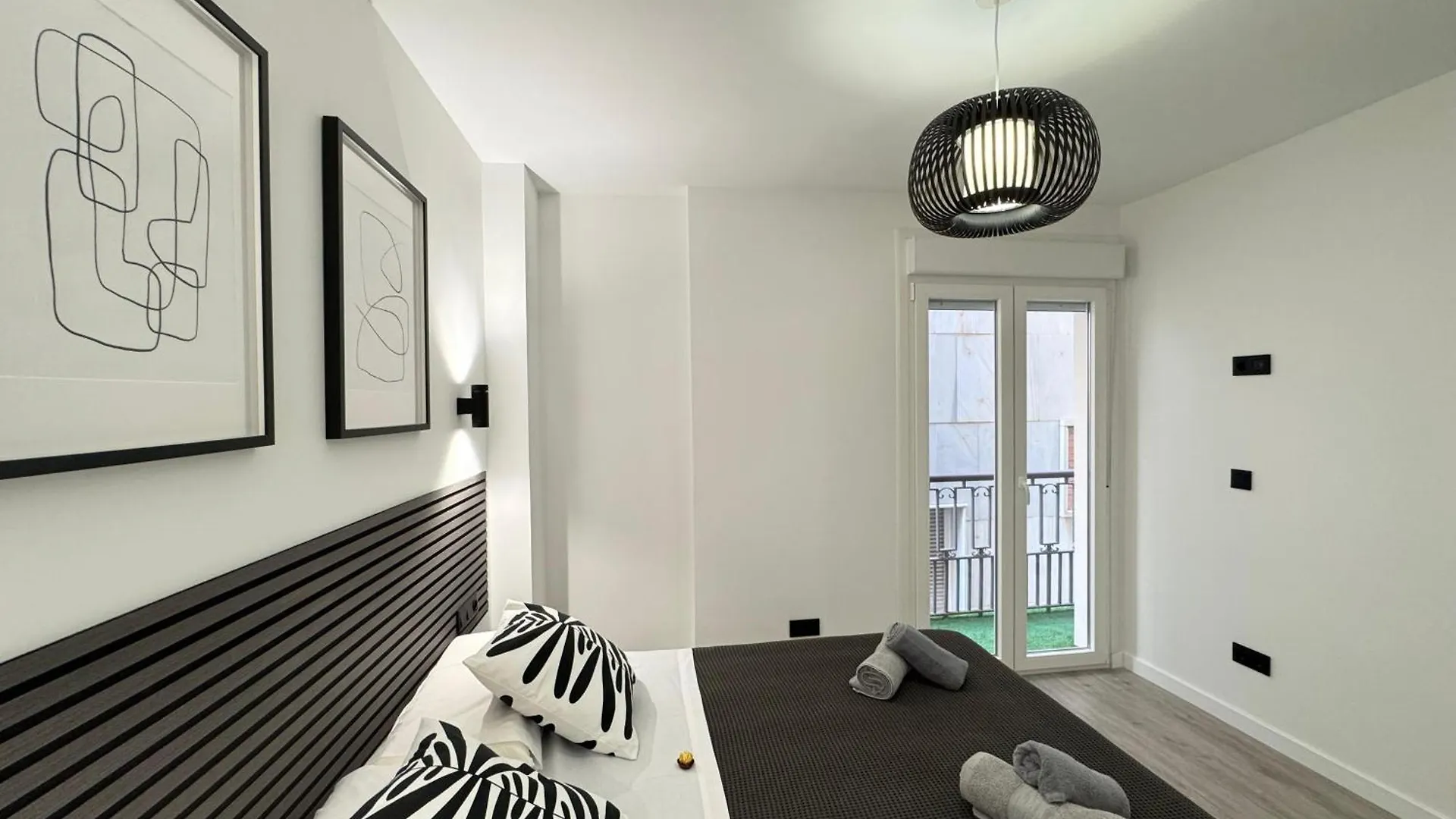 Las Flores Luxury Apartment Malaga Spain