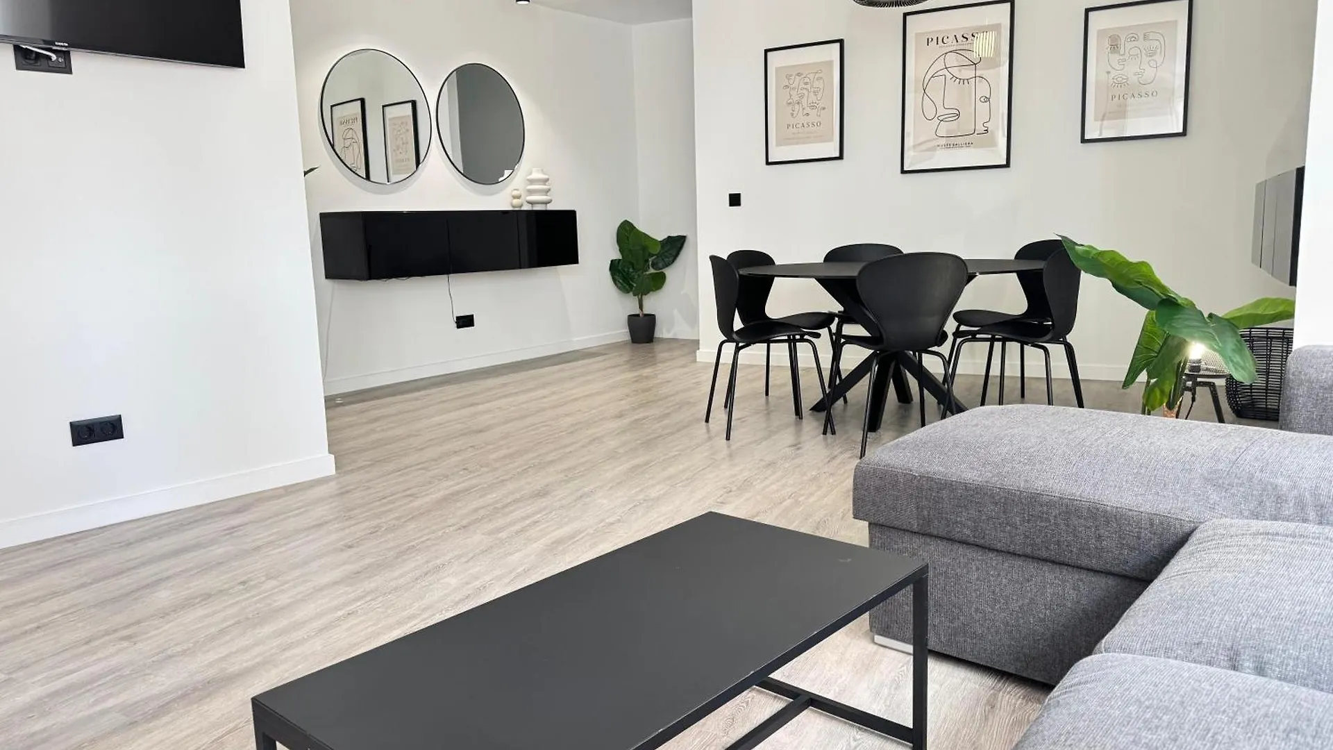 Las Flores Luxury Apartment Malaga