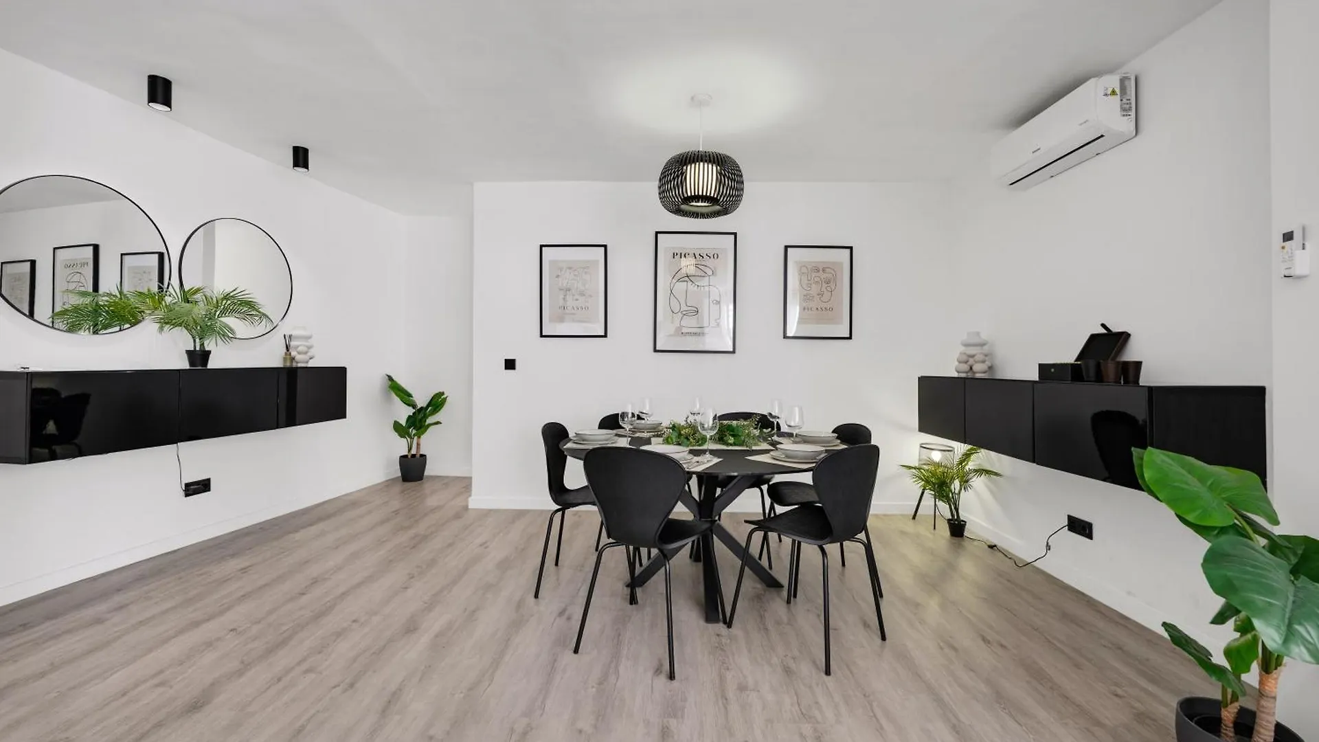 Las Flores Luxury Apartment Malaga