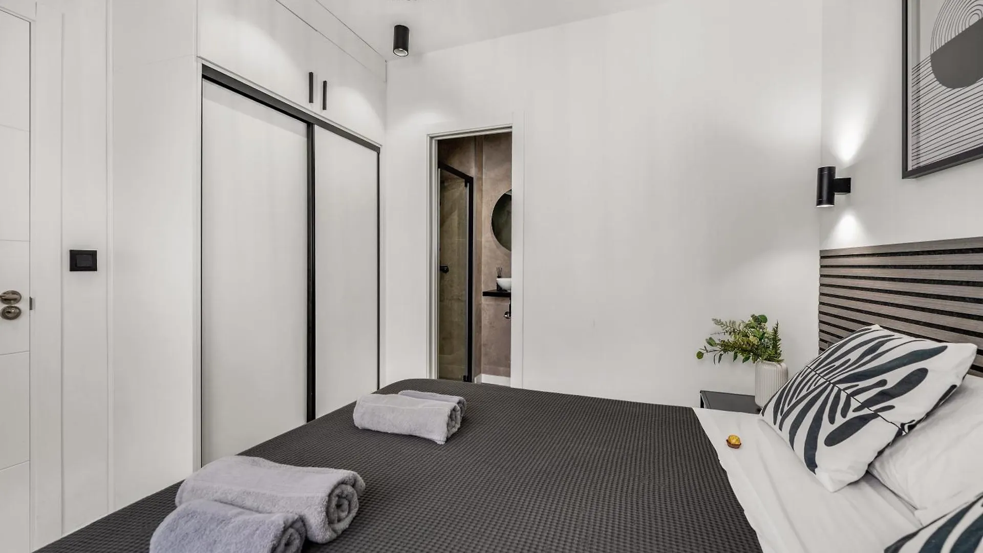 Las Flores Luxury Apartment Malaga 0*,  Spain